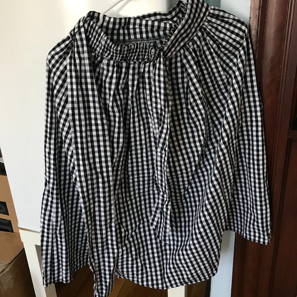 FOREVER 21 MIDI SKIRT SIZE XS WITH STRAP